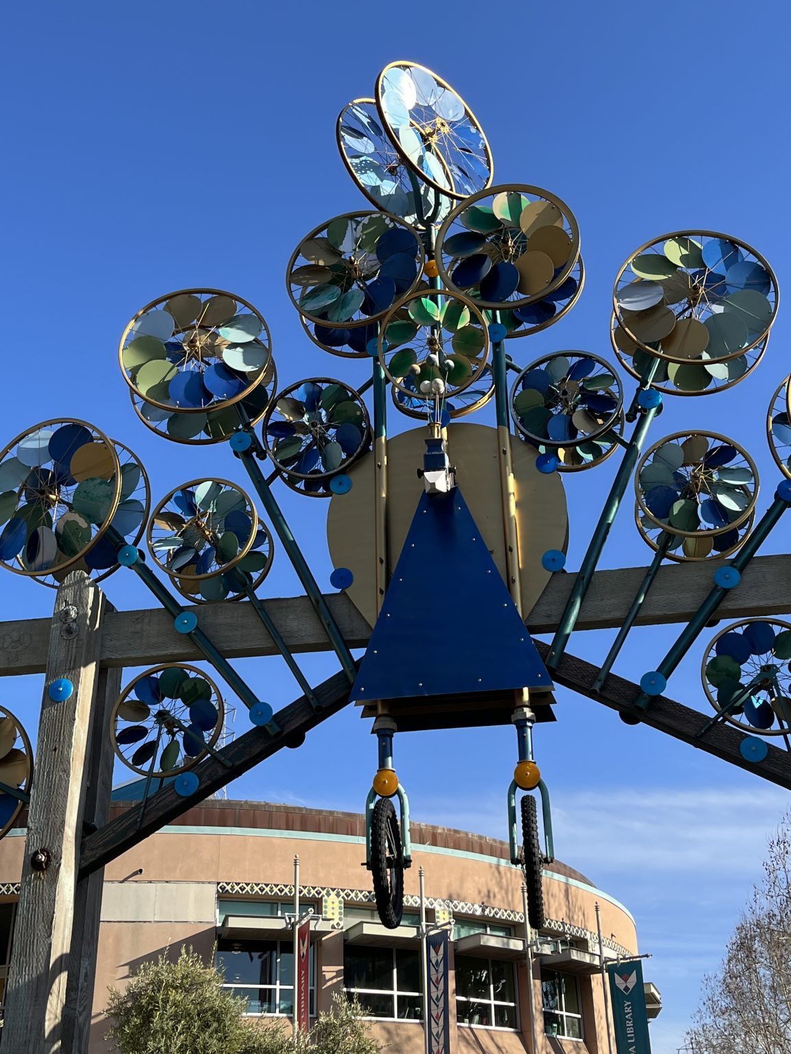 Gallery 2 - Wheely Whirly Peacock
