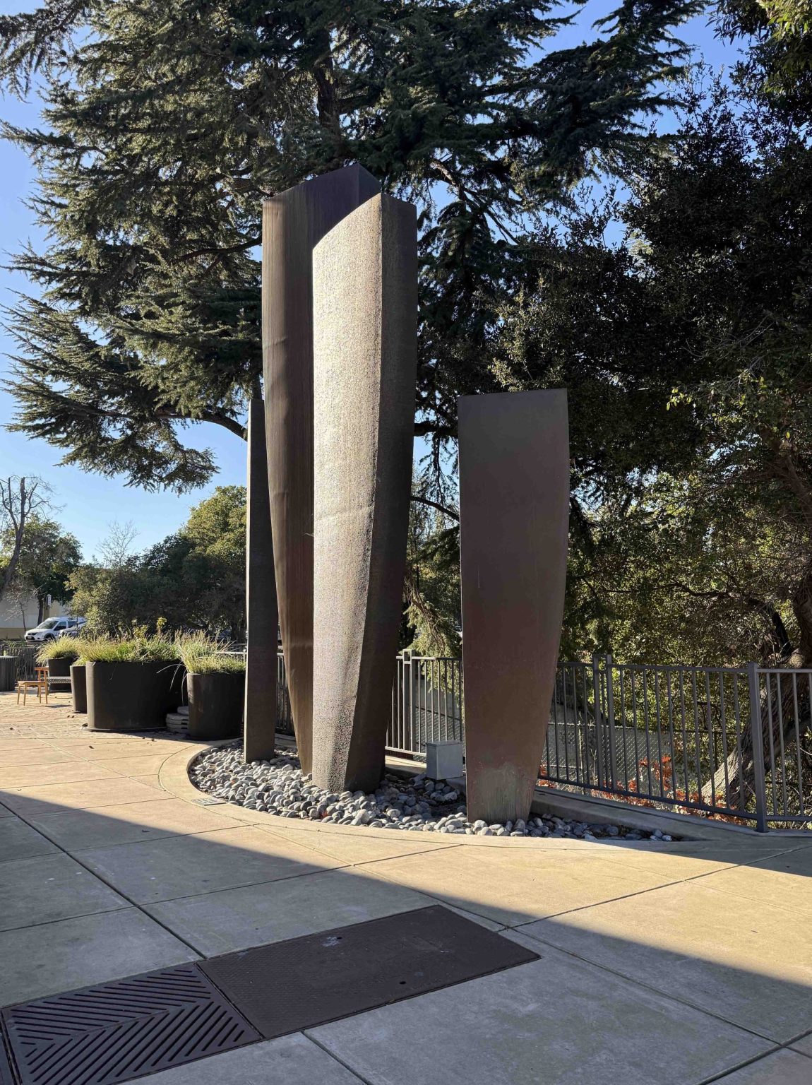 Gallery 1 - Urban Family, a bronze statue