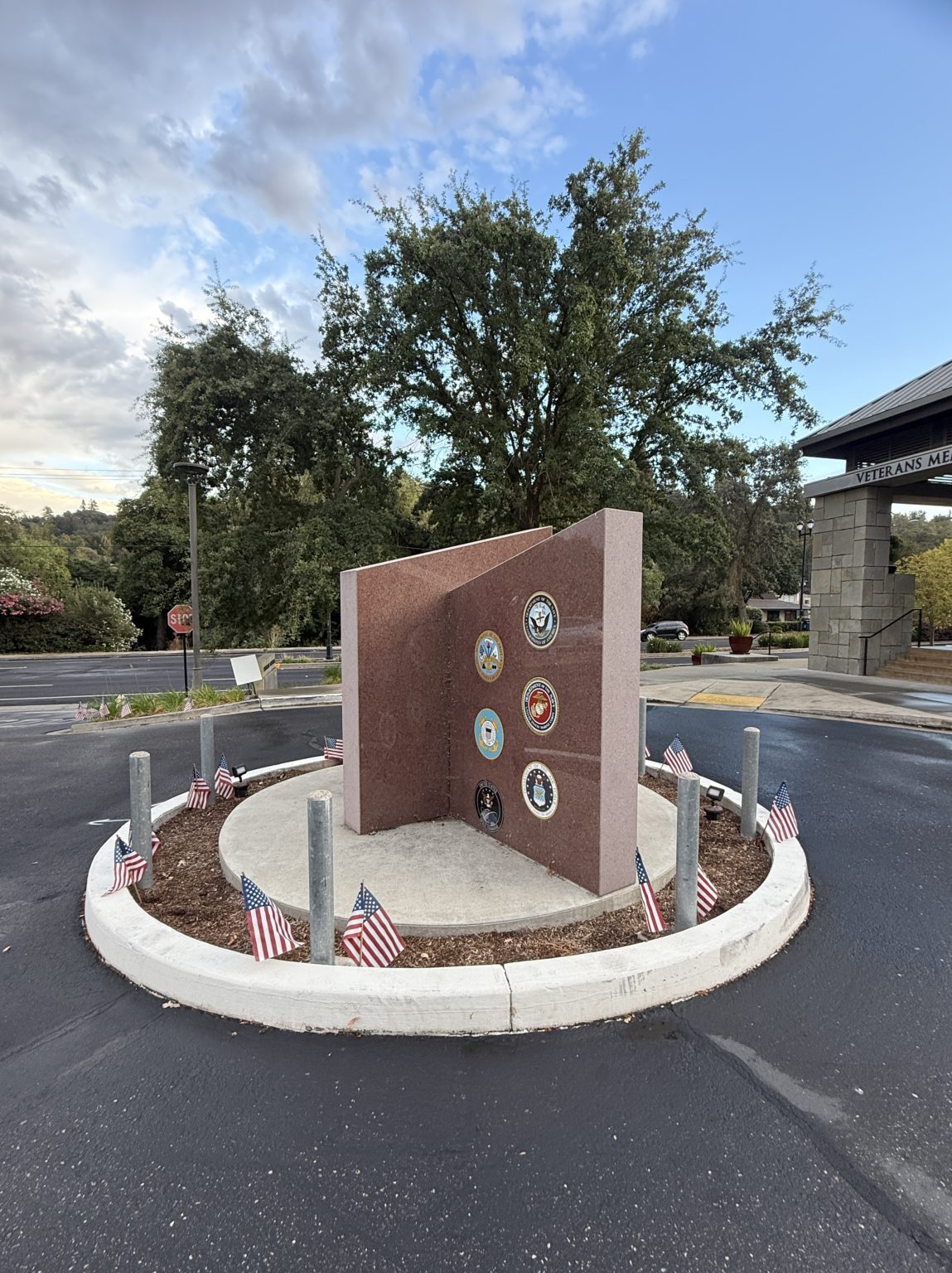 Gallery 4 - Lafayette War Memorial
